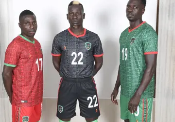 malawi-voetbalshirts-2022-2023-b.jpg