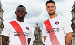 charlton-voetbalshirts-2015.jpg