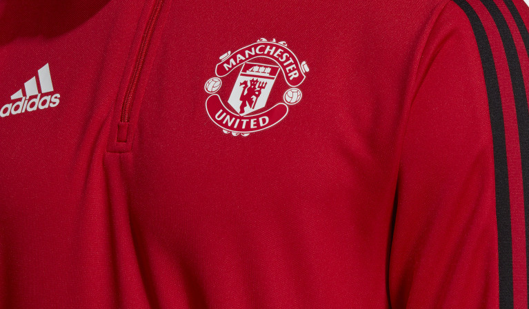 rood-manchester-united-trainingspak-2022.jpg