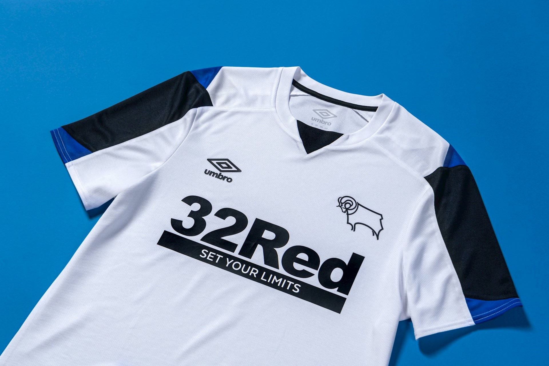 derby-county-voetbalshirts-2021-2022.jpeg