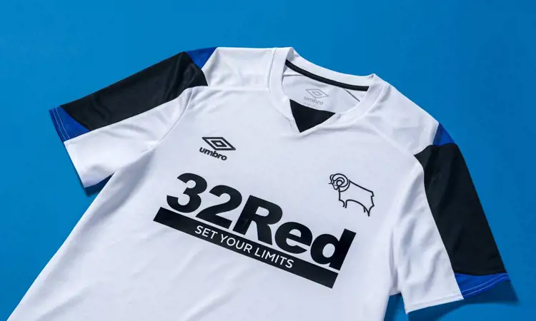 Derby County voetbalshirts 2021-2022