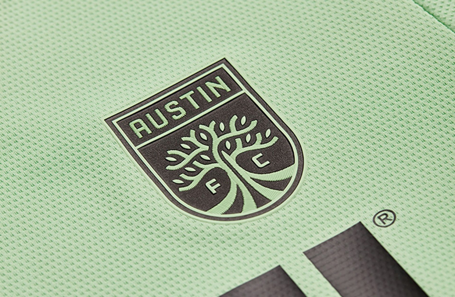 austin-fc-uitshirt-22-23-detail.jpg
