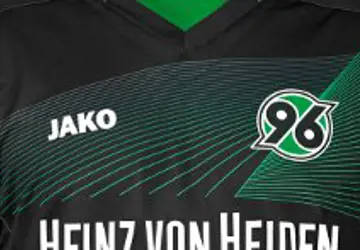 hannover-96-voetbalshirt-2015-2016.jpg