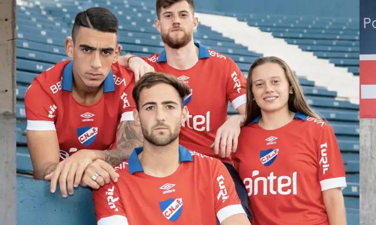 Club Nacional de Football voetbalshirts 2022-2023