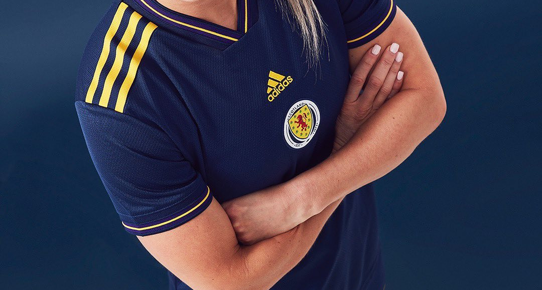 schotland-vrouwen-voetbalshirt-2022-2023-c.jpg