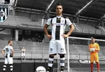 heracles-voetbalshirts-2015-2016.png