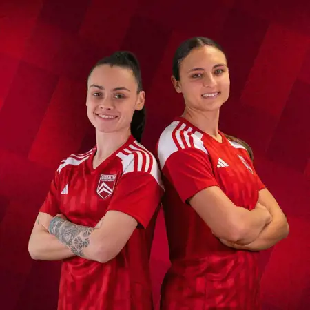 Dit zijn de Gibraltar voetbalshirts 2024-2025