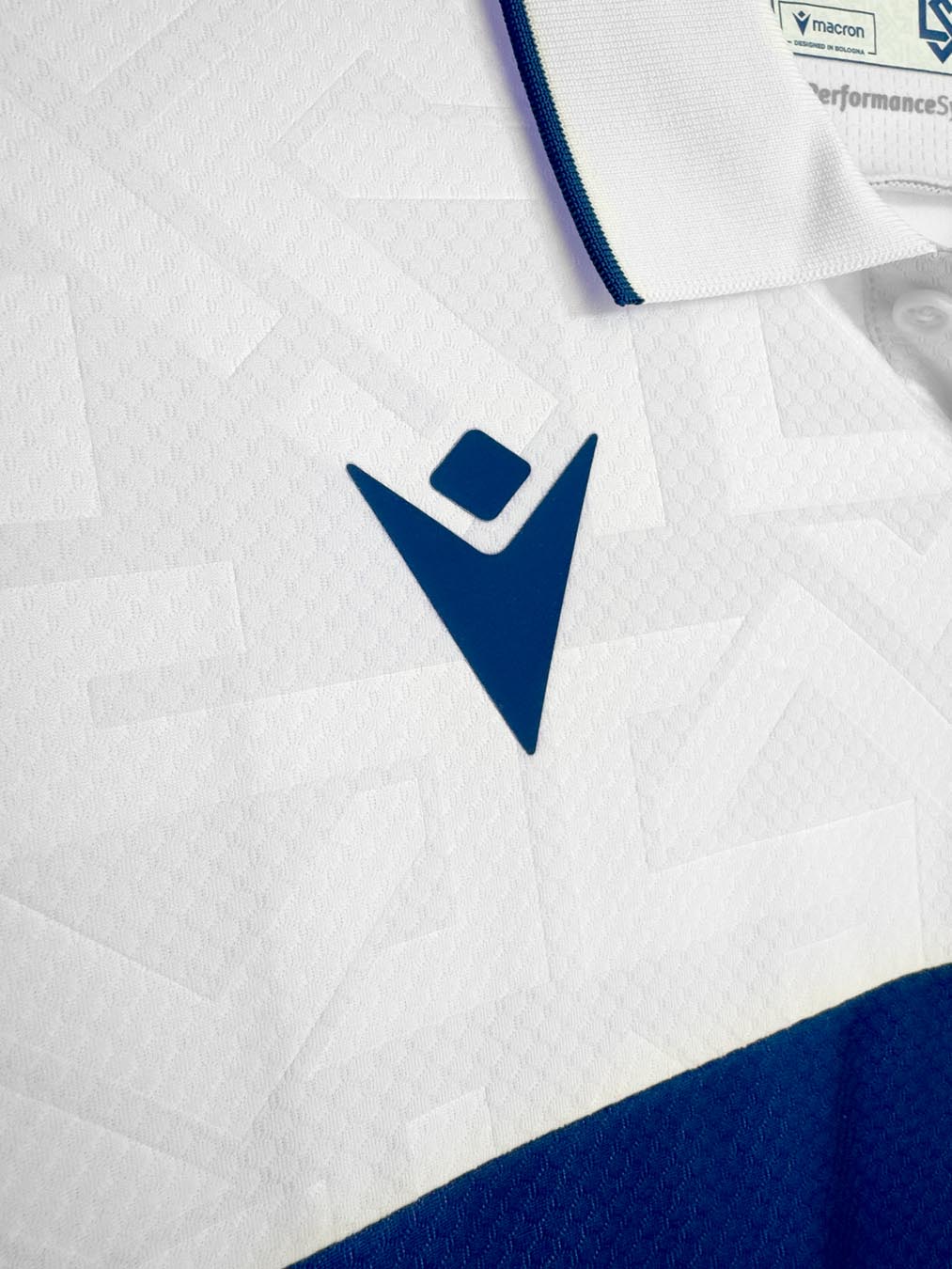 Dit zijn de FC Lausanne Sport voetbalshirts 2025-2026