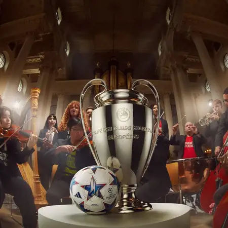 Dit is de officiële wedstrijdbal voor de Champions League in 2023-2024