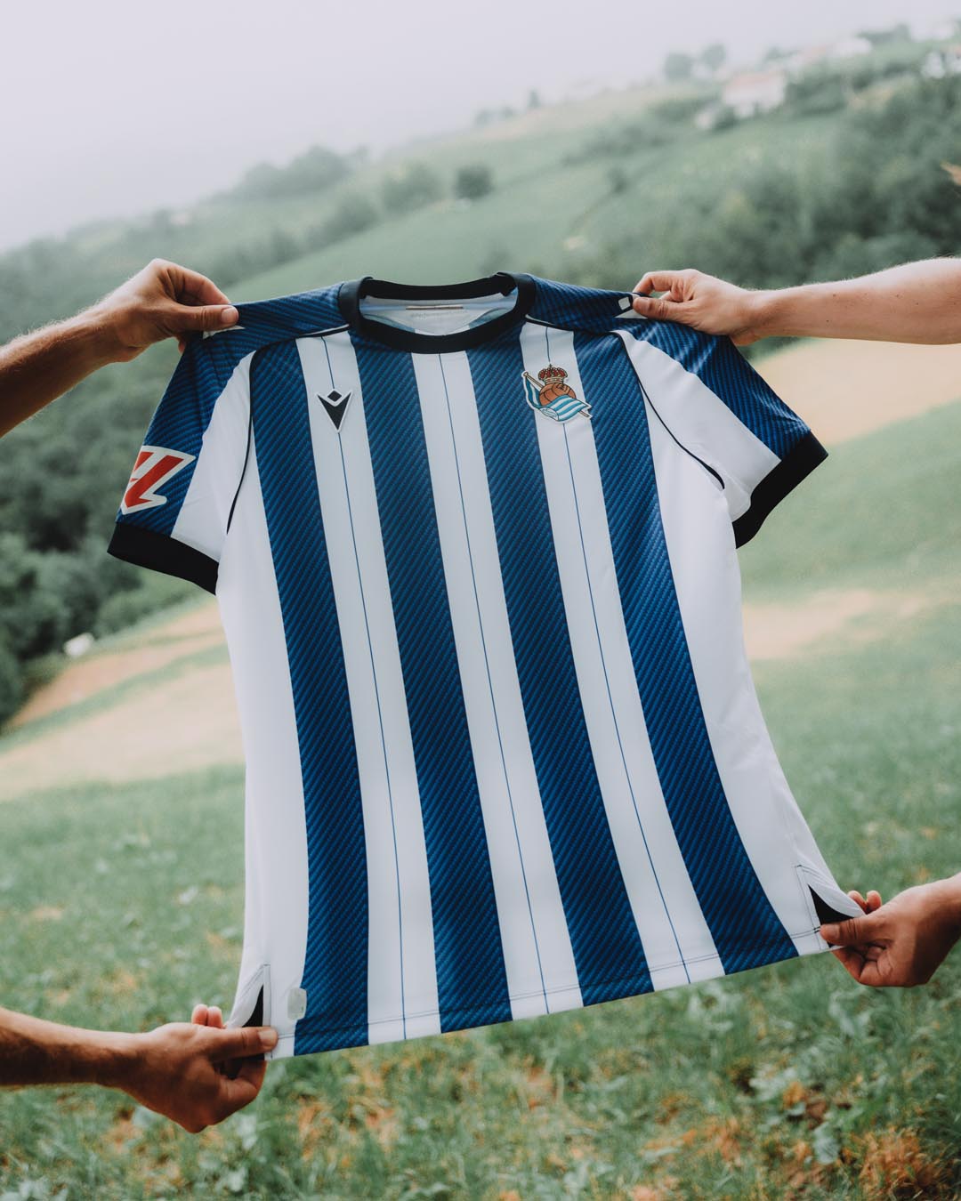 Real Sociedad voetbalshirts 2025-2026 brengen ode aan Arconada
