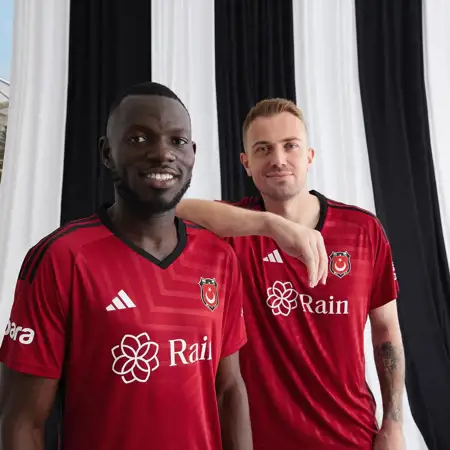 Besiktas voetbalshirts 2023-2024