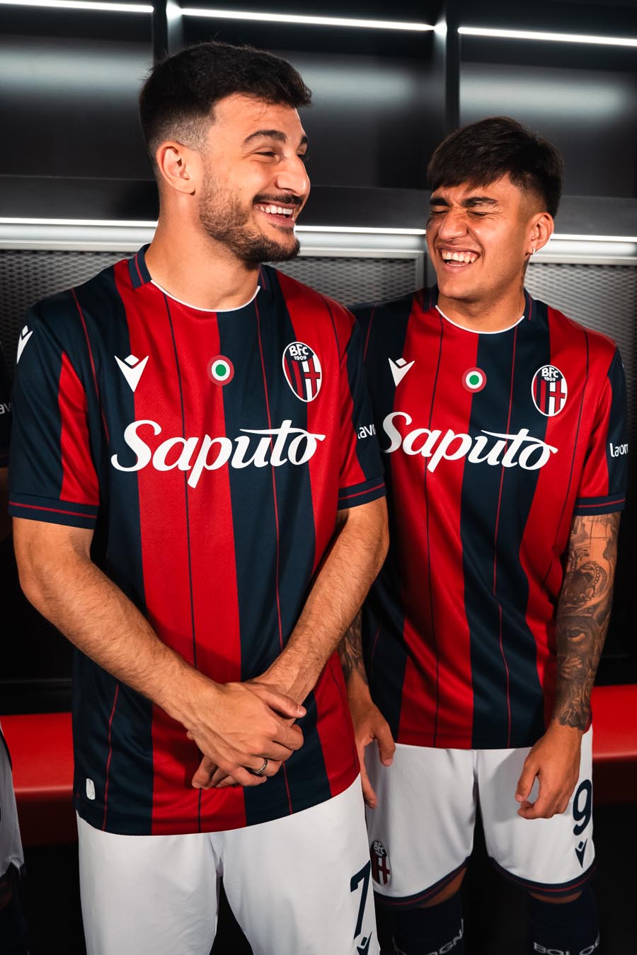 Bologna FC 1909 voetbalshirts 2025-2026 bevatten Coppa Italia badge