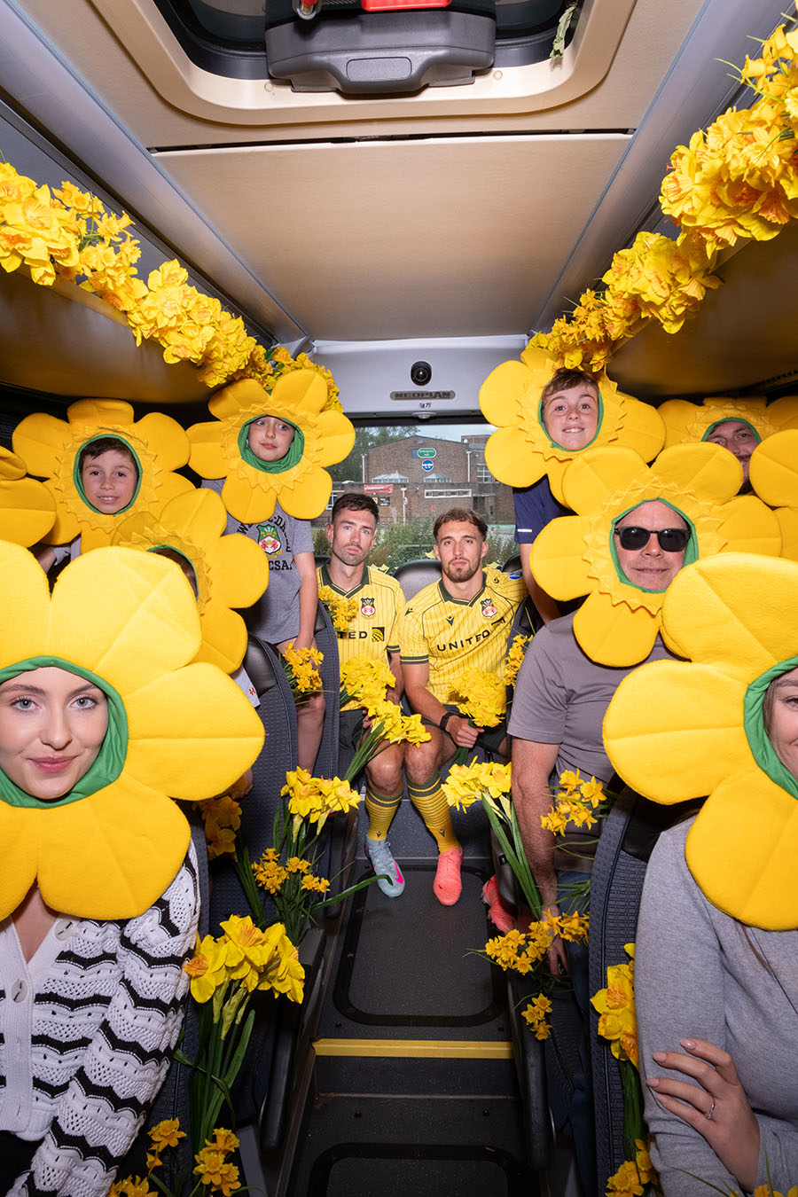 Wrexham AFC voetbalshirts 2025-2026 geïnspireerd door shirts jaren '80, Wales en Patagonië