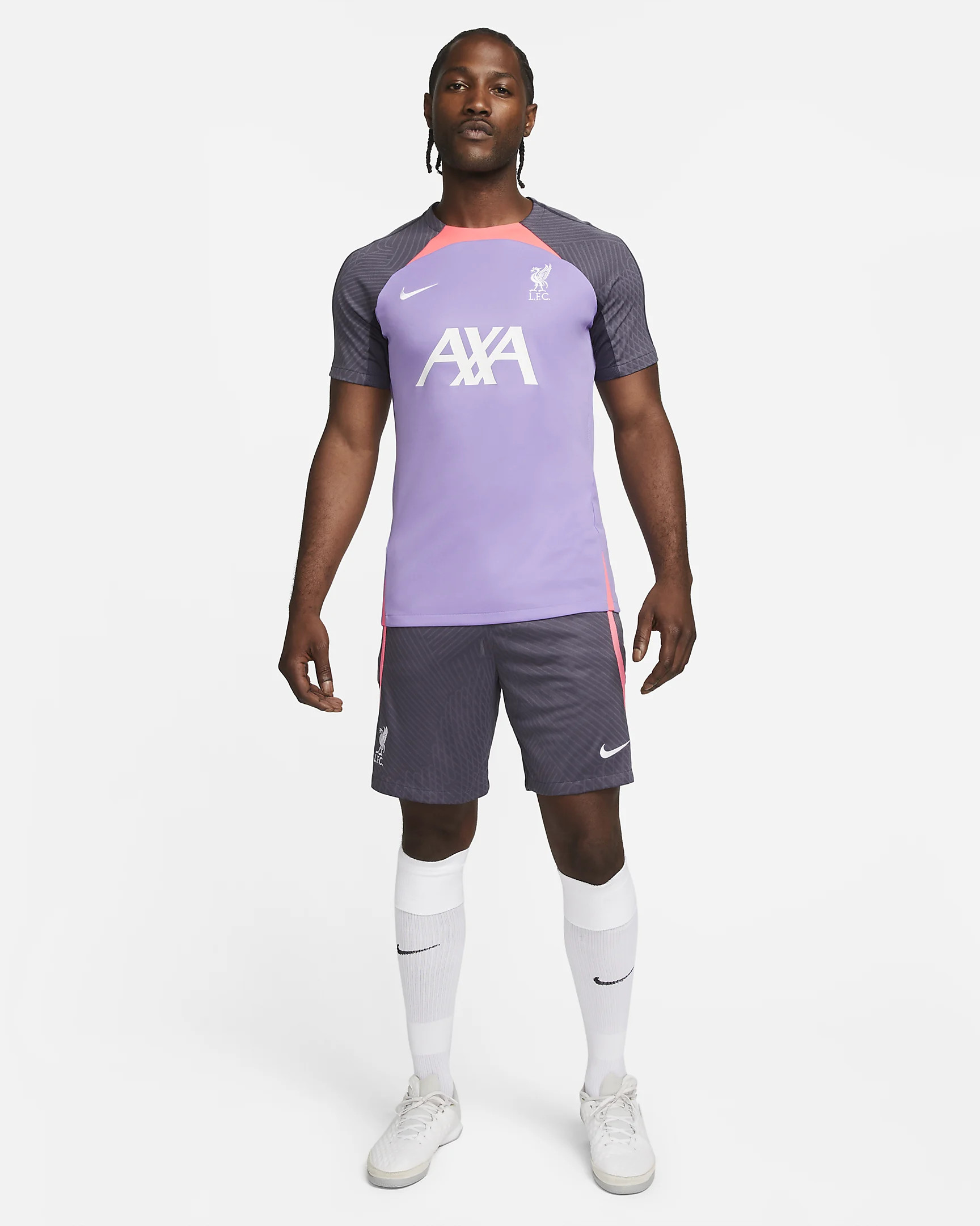 Dit zijn de paarse Liverpool FC trainingsshirts 2023-2024