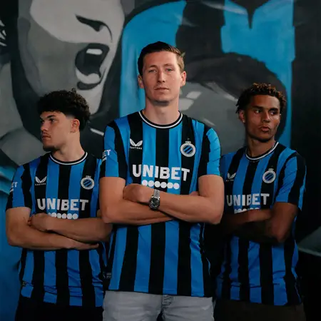Club Brugge voetbalshirts 2024-2025 geïnspireerd door retro shirts en Brugse Reien
