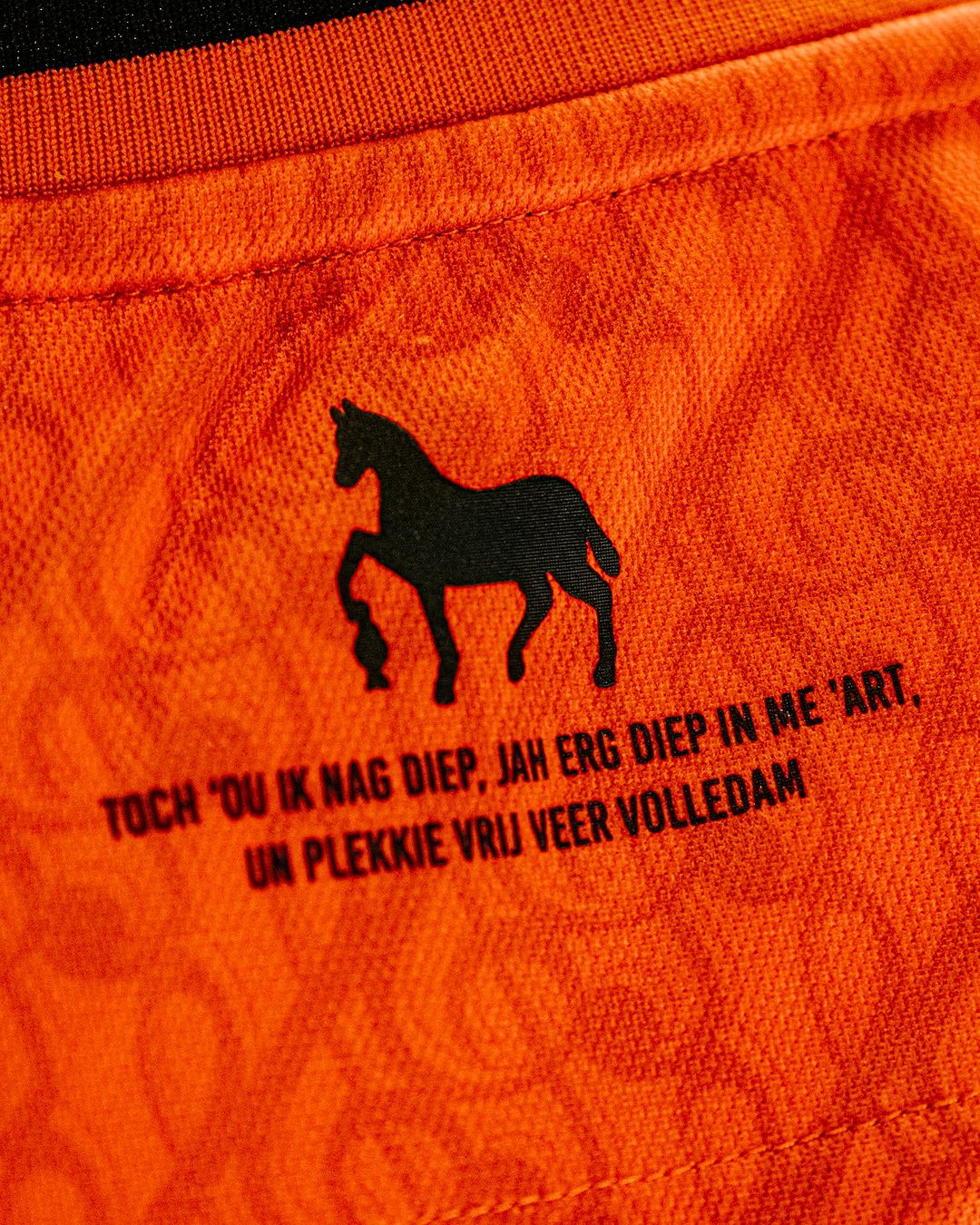 FC Volendam voetbalshirts 2024-2025 in teken muziek en Awaydays!