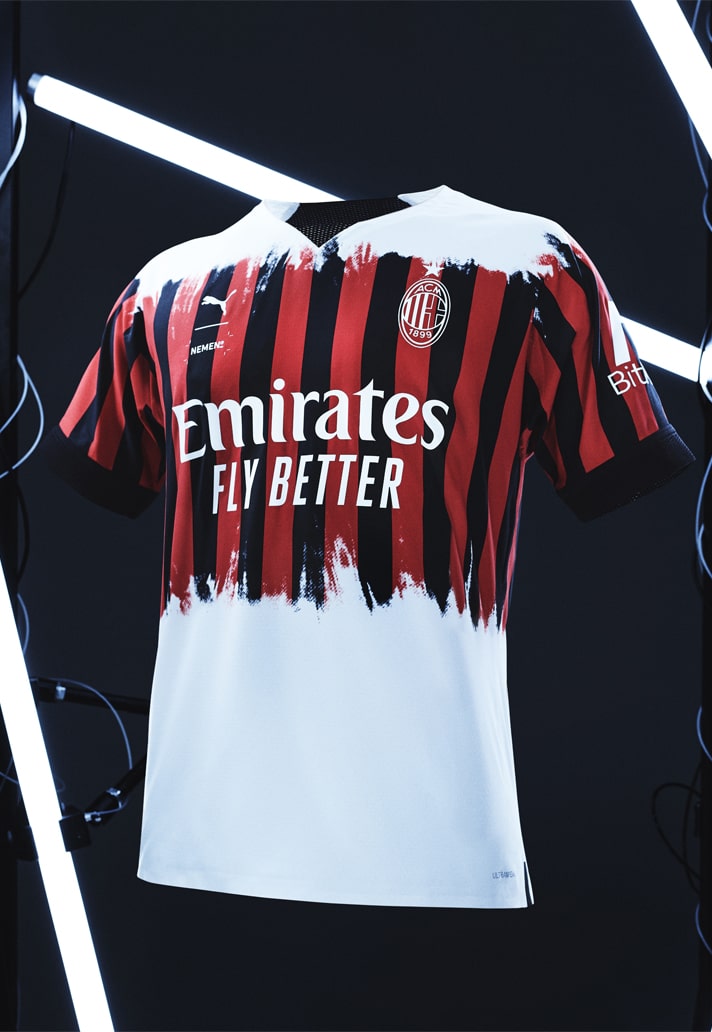 AC Milan 4e voetbalshirt 2022