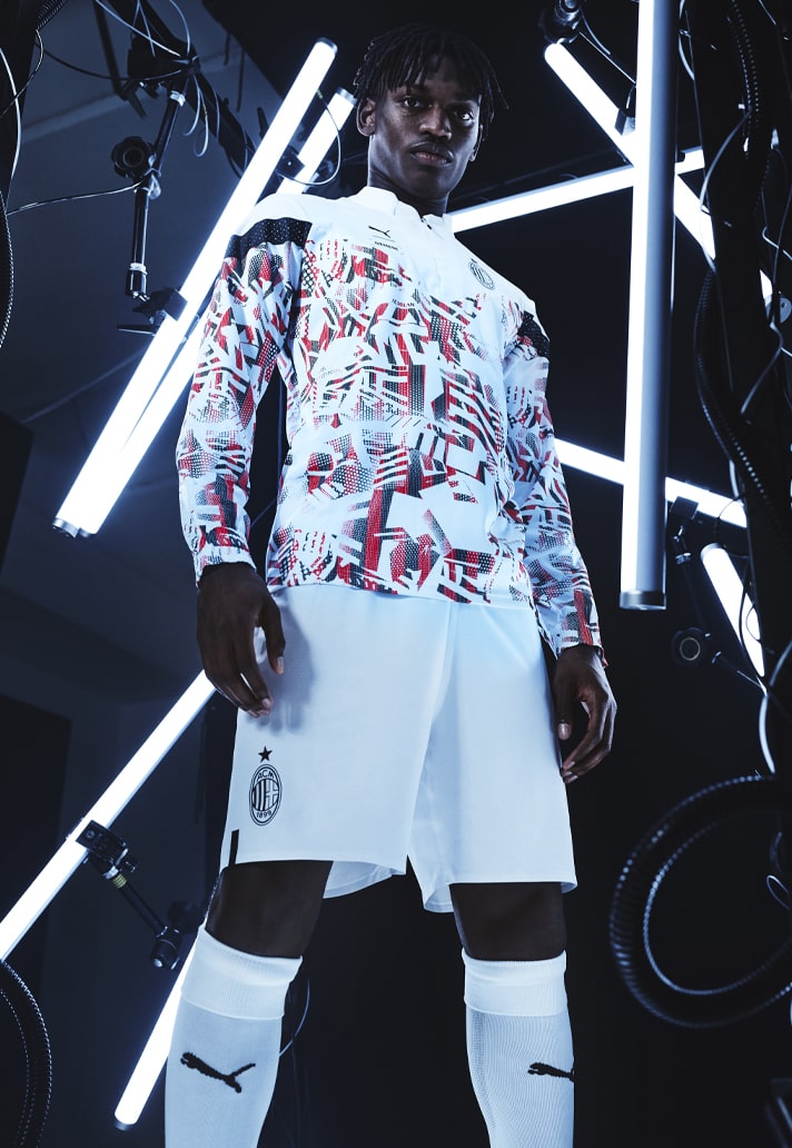 AC Milan anthem trainingsjack 2022 Puma X NeMeN