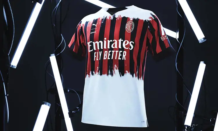 AC Milan 4e voetbalshirt 2022