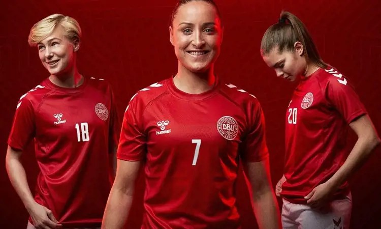 Denemarken vrouwen voetbalshirts 2022-2023