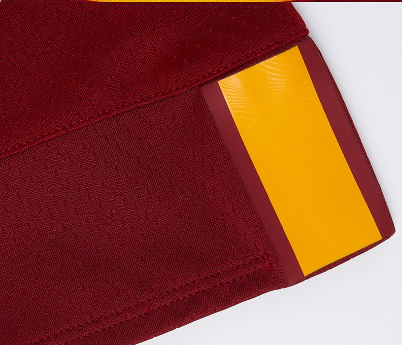 Detail AS Roma thuisshirt 2022-2023