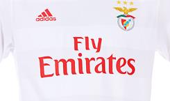 benfica-uitshirts-2015-2016.png
