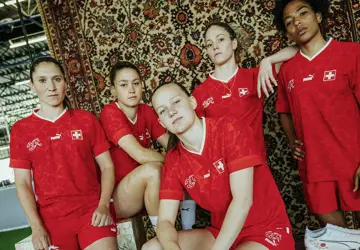 zwitserland-vrouwen-voetbalshirt.jpg