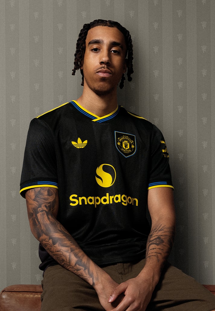 Manchester United 3e shirt 2025-2026 geïnspireerd door uitshirt 1993-1995