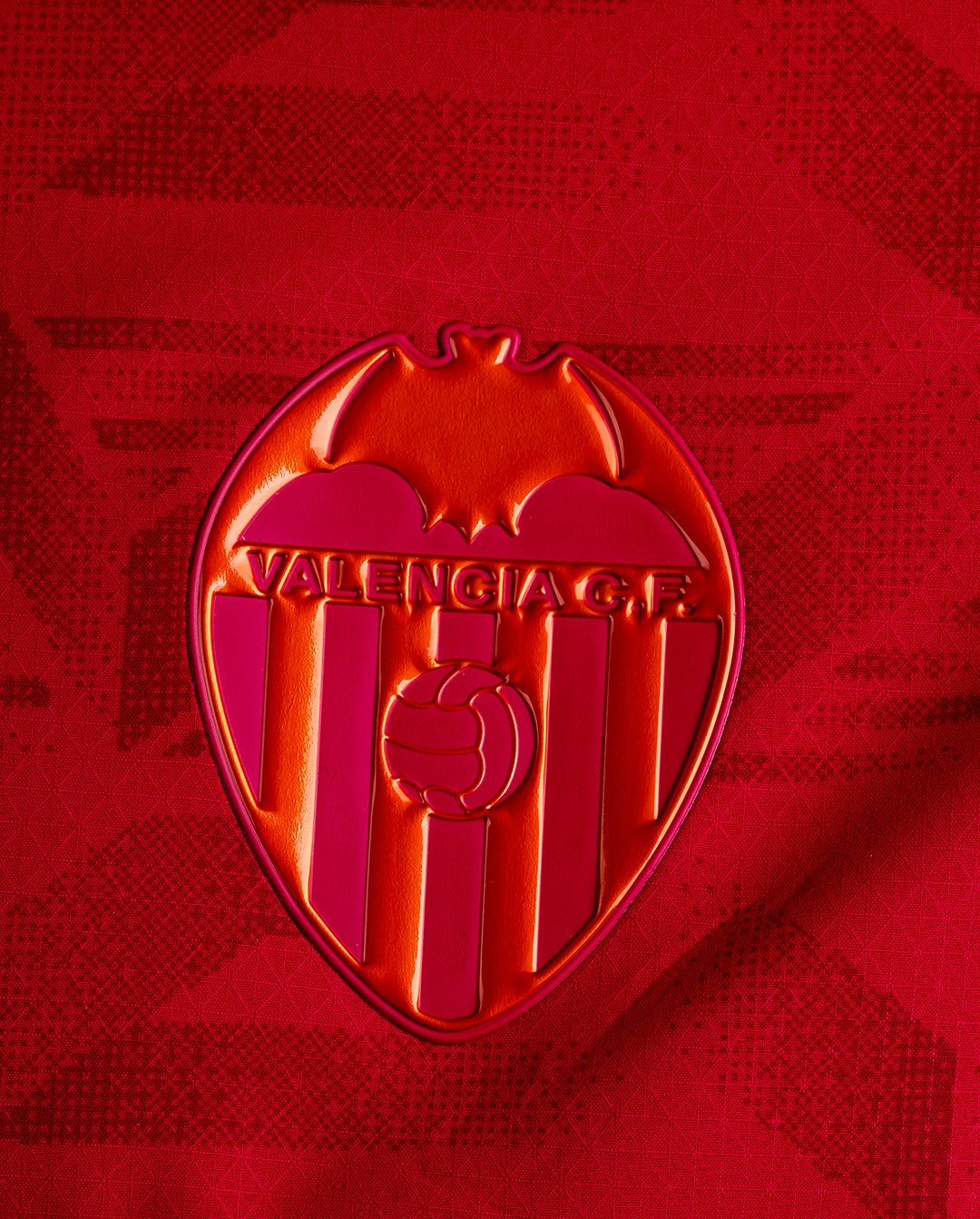 Valencia CF voetbalshirts 2025-2026 ode aan de stad, clubkleuren en Senyera