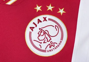 ajax-voetbalshirt-2022-2023-d.jpg