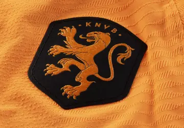 oranje-leeuwinnen-voetbalshirt-2022-23.png