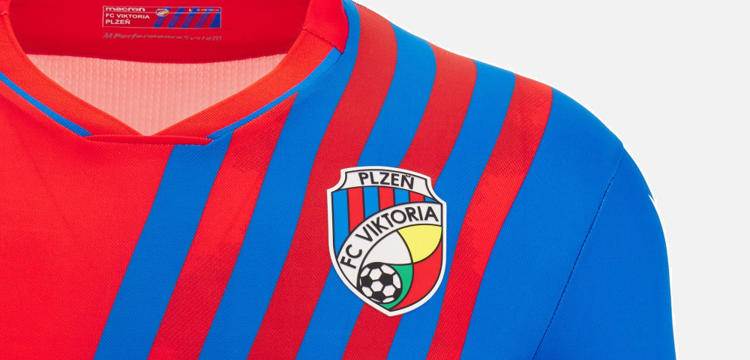 viktoria-plzen-voetbalshirts-2022-2023-b.jpg