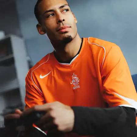 Nike lanceert remake Nederlands Elftal voetbalshirt 2004