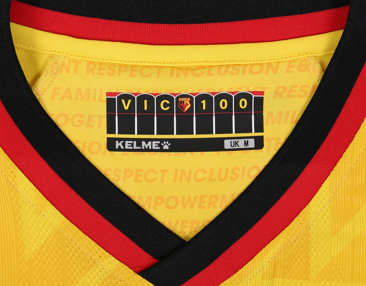 watford-voetbalshirts-2022-2023.jpg