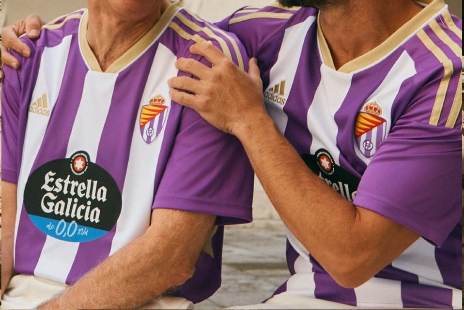 valladolid-voetbalshirts-2022-2023.jpg