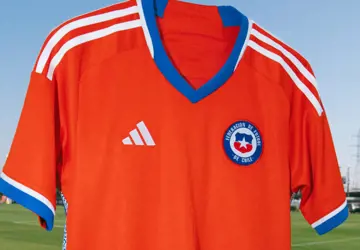 chili-voetbalshirt-2022-2023.jpg
