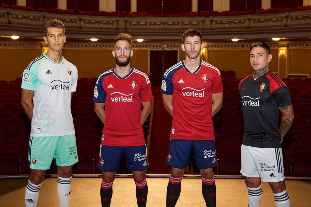 osasuna-voetbalshirts-2022-2023.jpg