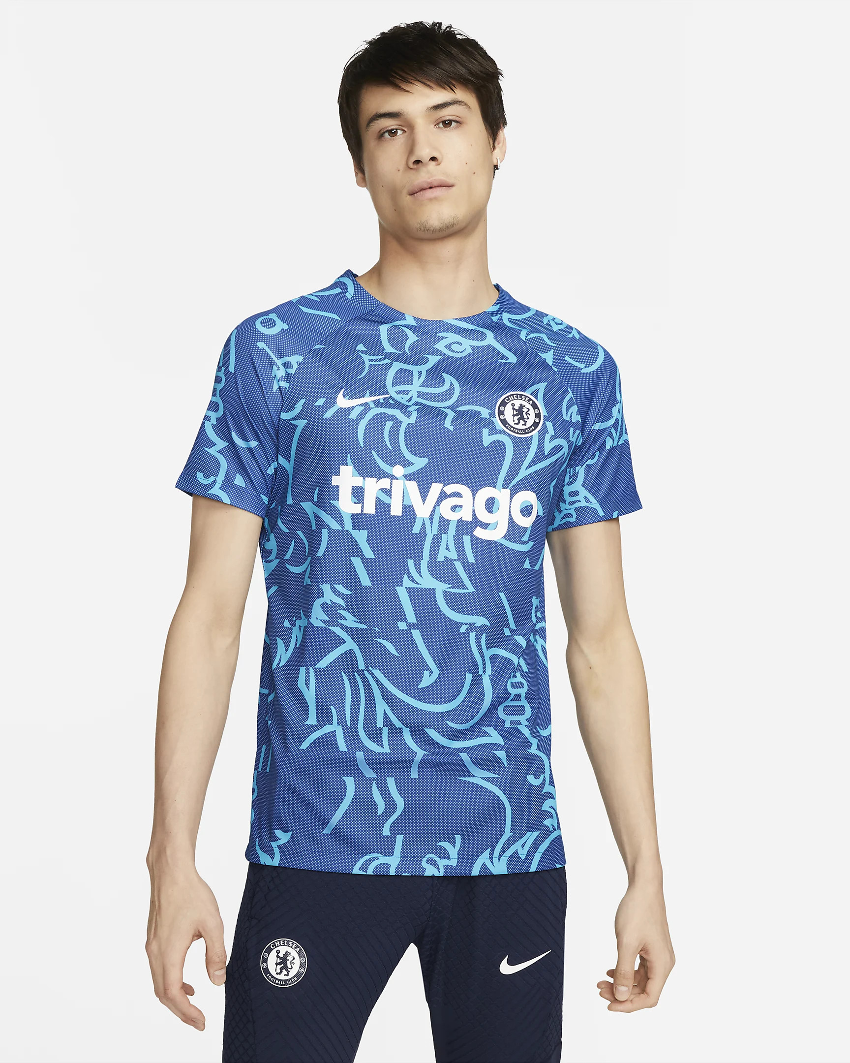 Chelsea warming-up shirt 2022-2023