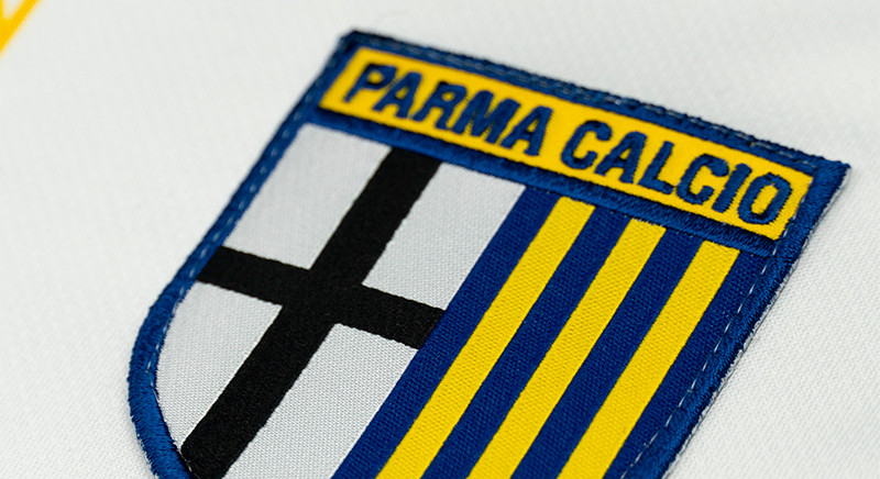 parma-calcio-voetbalshirts-2022-2023.jpg