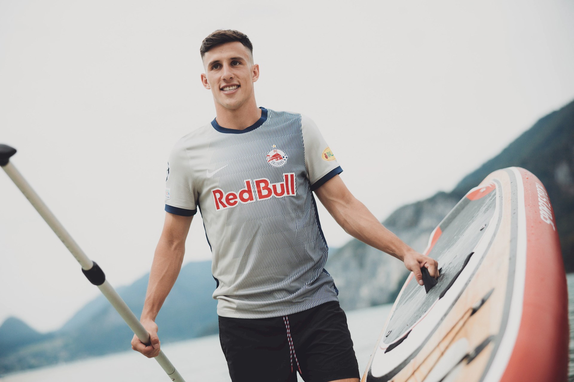 red-bull-salzburg-tenues-2022-2023.jpeg
