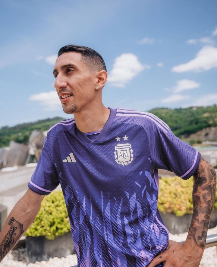 Nachtvlek vijver Vrijstelling Argentinië uitshirt 2022-2023 - Voetbalshirts.com