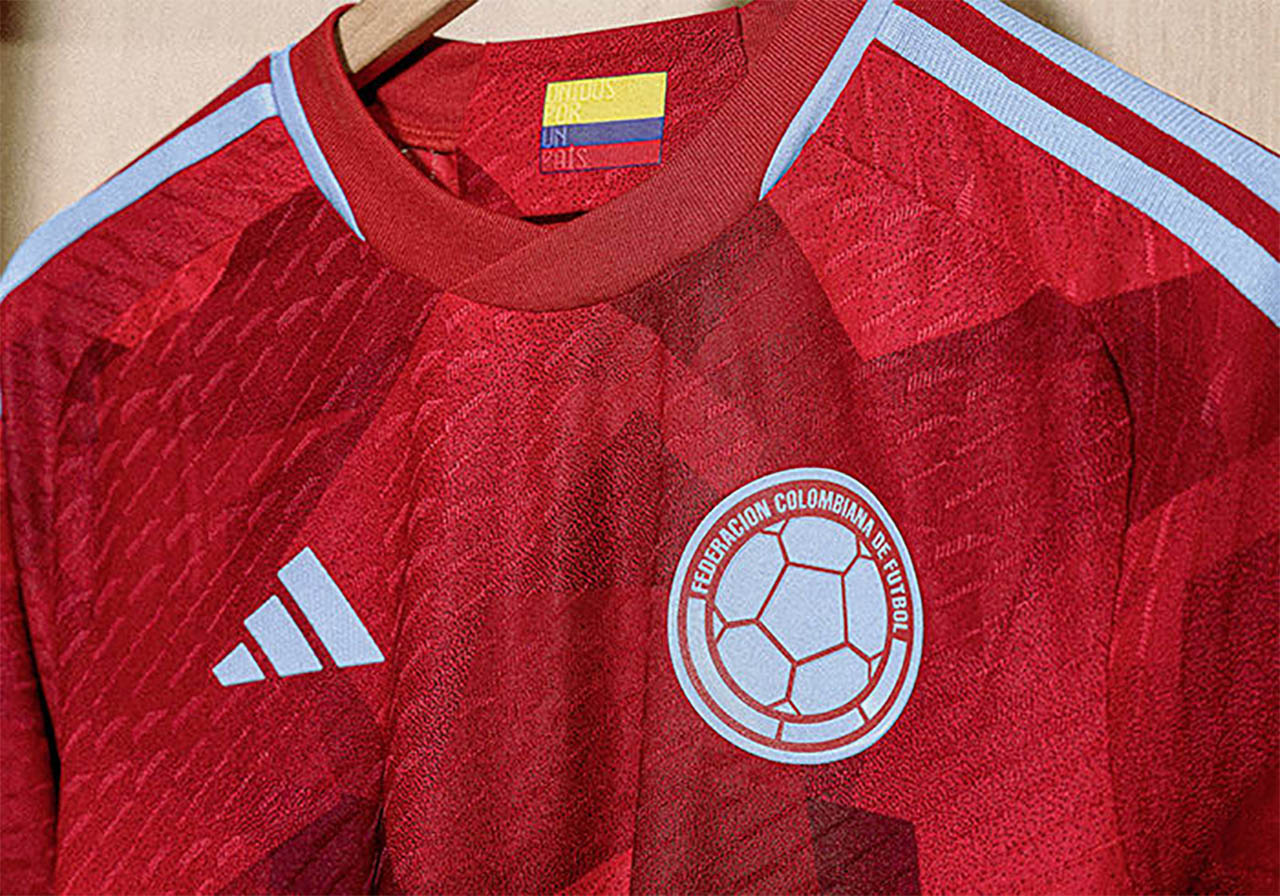 colombia-uitshirt-2022-2023-b.jpg