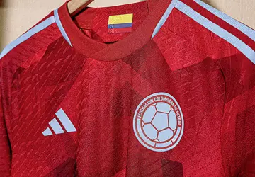 colombia-uitshirt-2022-2023-b.jpg