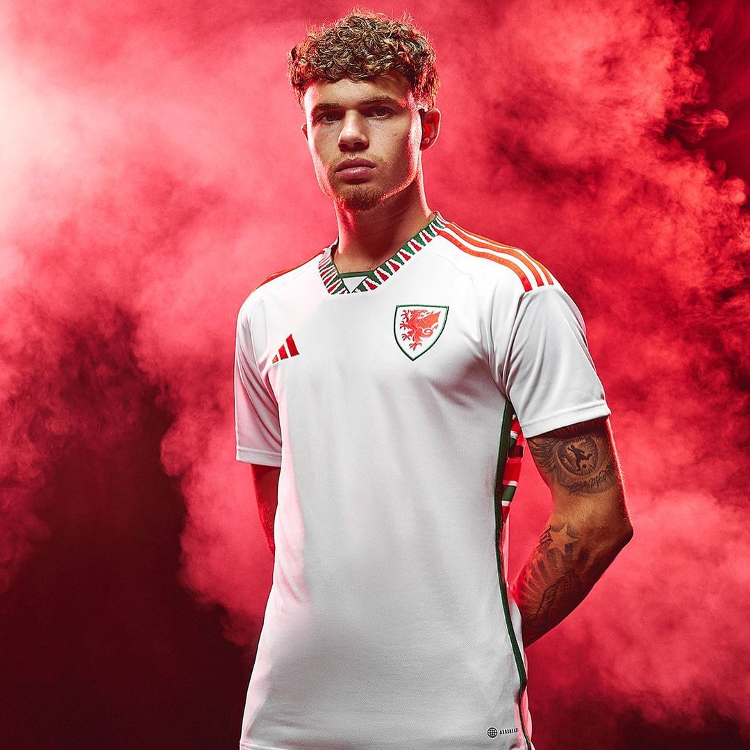 Wales uitshirt 2022-2023