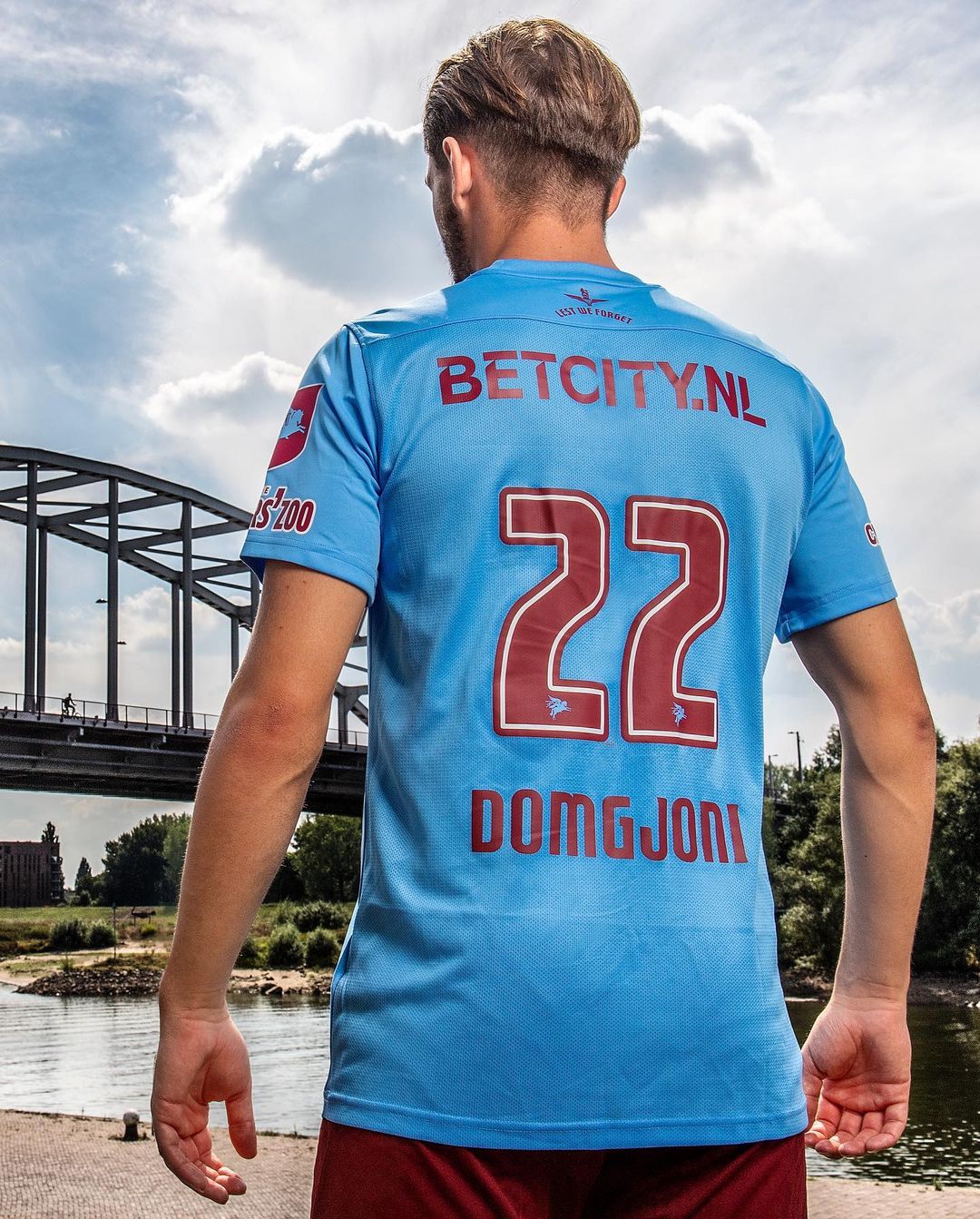 Vitesse Airborne voetbalshirt 2022-2023