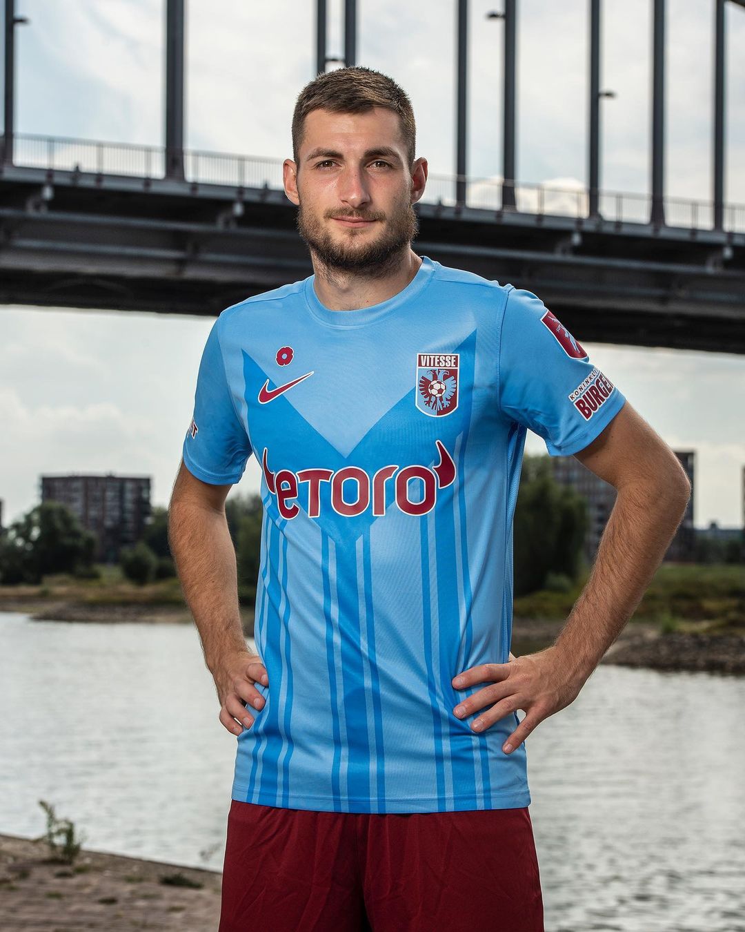 Vitesse Airborne voetbalshirt 2022-2023