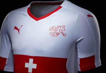 zwitserland-voetbalshirt-uit-2016-2017.jpg