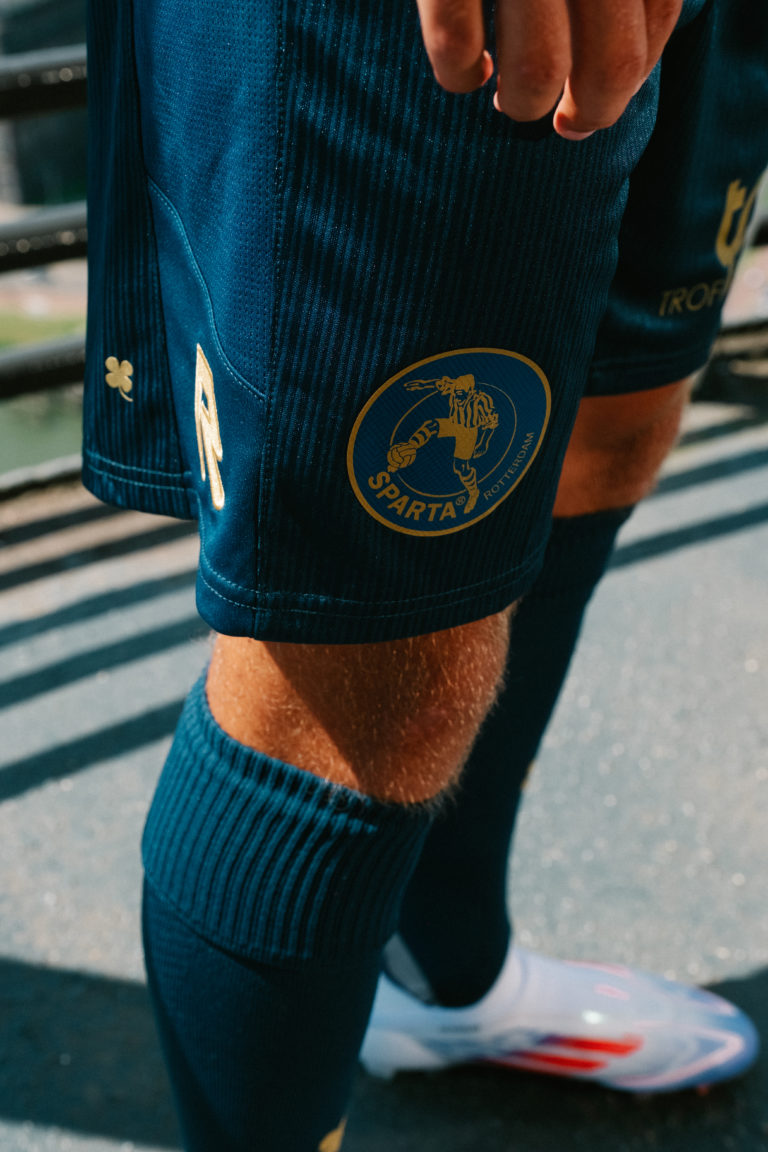 Sparta Rotterdam uitshirt 2024-2025 geïnspireerd door Nieuwe Maas