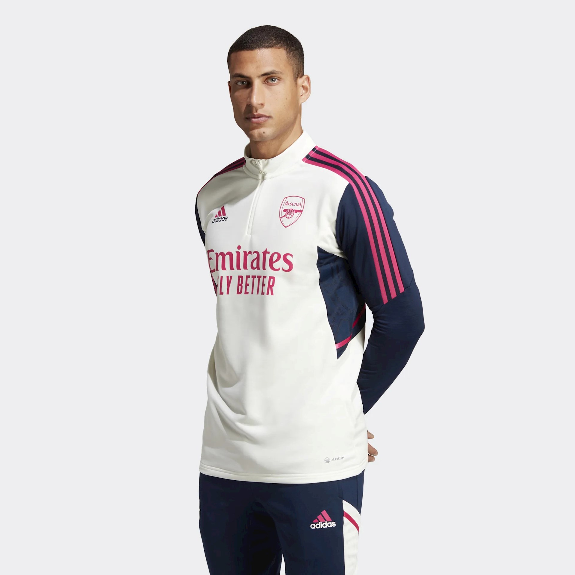 Zwart Besnoeiing Arashigaoka Arsenal trainingspak 2023 bevat roze details - Voetbalshirts.com