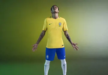 brazilie-thuis-voetbalshirt-2016-2017.png